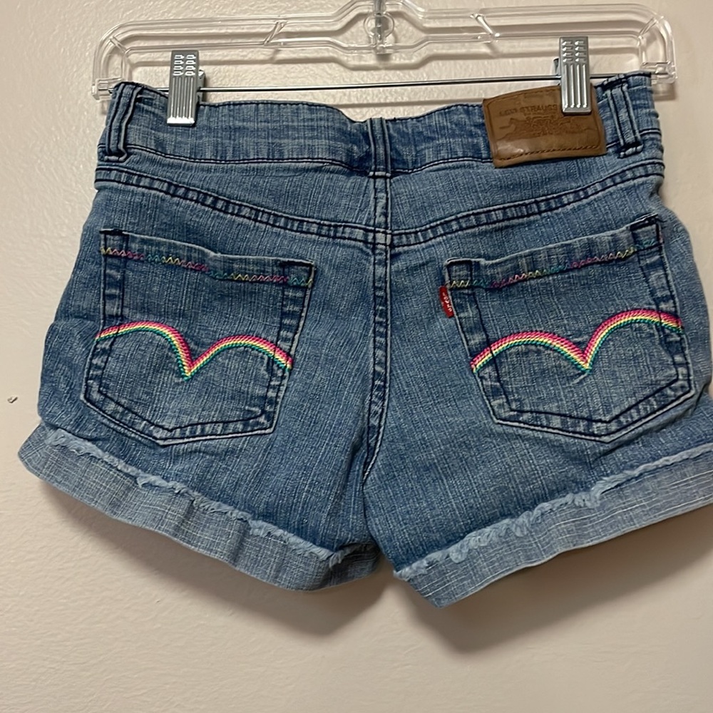 Levi’s cute jean shorts. Bright colored embroidered pockets. Sz 16 slim - Picture 1 of 4